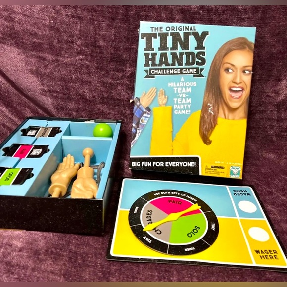 THE ORIGINAL TINY HANDS CHALLENGE BOARD GAME COMPLETE - Picture 1 of 6